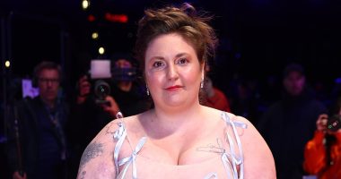 Lena Dunham admits she 'doesn't trust herself' in her marriage