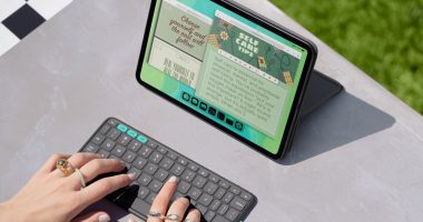 Logitech’s new Flip Folio iPad case has a removable wireless keyboard