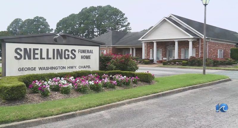 Maggot-infested body presented at Virginia funeral home viewing, family claims