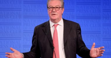 Alexander Downer speaking at the National Press Club.