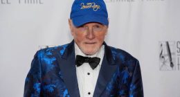 Mike Love and John Stamos pay tribute to Beach Boys' Brian Wilson
