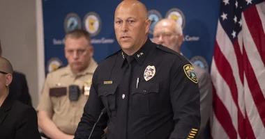 Minnesota police praised for foiling lawmaker shooting suspect's plan