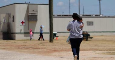 New insight into Texas family detention reveals adults fighting kids for clean water