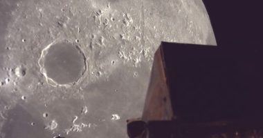 Private lunar lander falls silent while attempting a moon touchdown