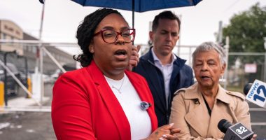 Rep. LaMonica McIver indicted on federal charges over clash with law enforcement at ICE facility in New Jersey