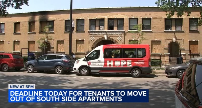 Several tenants move out of Chicago apartment building in 6100-block of South King Drive after 2-day notice to vacate