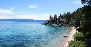 Sole survivors in Lake Tahoe boating disaster had one thing in common
