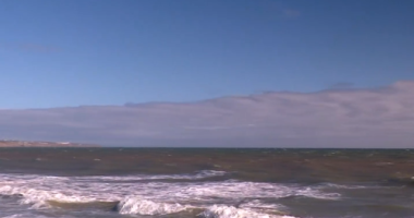 South Australia braces for wild weather as storm approaches
