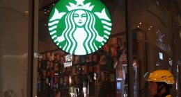 Starbucks Changes Pricing for Syrups, Powders