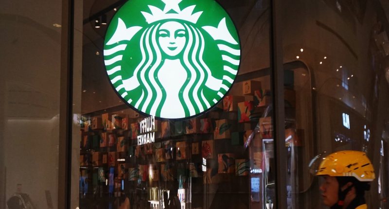 Starbucks Changes Pricing for Syrups, Powders