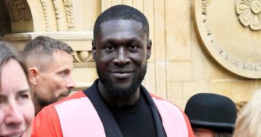 Stormzy arrives at Cambridge University to eceive honorary Doctorate