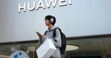 Taiwan adds China’s Huawei and SMIC to export control list