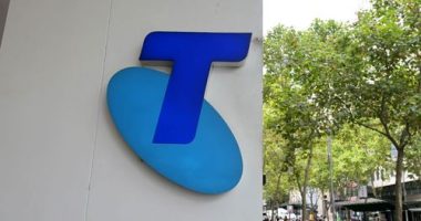 Telstra fined, commits to independent review after emergency calls disabled