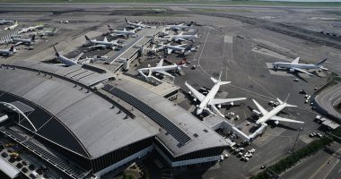 Travel pandemonium as major airports across America ground ALL flights