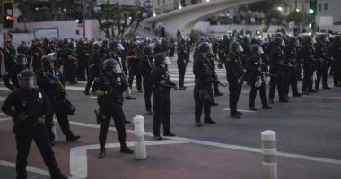 Troops in LA can detain individuals, general says