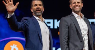 Trump taking on Apple with his own phone company