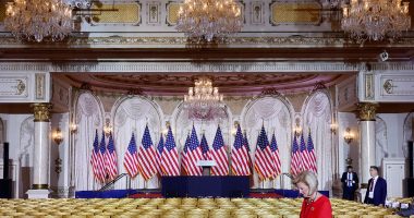 Trump to build 'beautiful and magnificent' ballroom at the White House