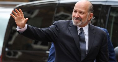 US Secretary of Commerce Howard Lutnick waves as he arrives at Lancaster House in London