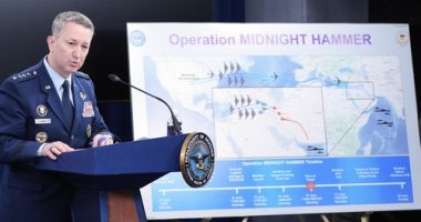 US deployed bombers over the Pacific as 'decoy' during Iran operation
