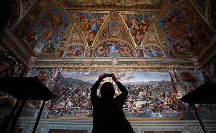 Vatican unveils last of restored Raphael Rooms after 10-year cleaning that yielded new discoveries