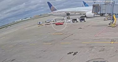 Video shows delivery driver mistakenly drive onto O'Hare Airport tarmac, Chicago Department of Aviation says
