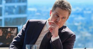 Why NBC Canceled Stephen Amell's Suits LA After Just One Season