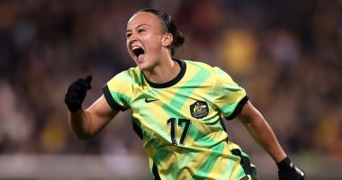 Australia 4-1 Argentina: Tom Sermanni signs off in style as an Amy Sayer double sees Matildas seal dominant victory