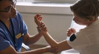 Cardiologist says elbow pain could be sign of 'catastrophic' health issue