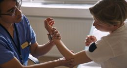 Cardiologist says elbow pain could be sign of 'catastrophic' health issue