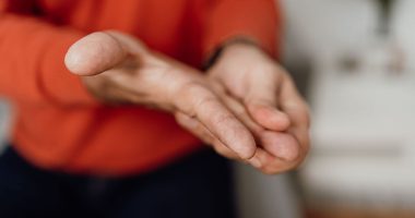 Change in your fingertips could be early sign of lung condition