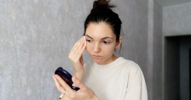 Doctor issues alert on beauty favourite that can make you blind