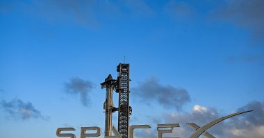 Elon Musk downplays SpaceX rocket explosion as 'just a scratch'
