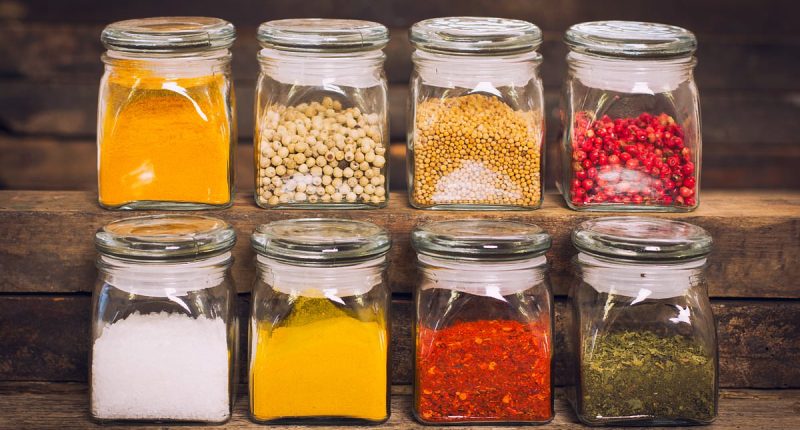 Experts discover popular spice could help beat bowel cancer - daily dose wards off tumours, study suggests