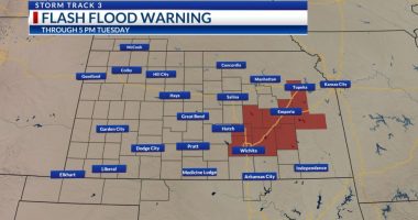 Heavy rain causing flash flooding in parts of Kansas