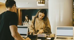 Holidaymakers urged to do this 1 thing as soon as they check-in to hotel