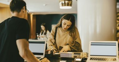 Holidaymakers urged to do this 1 thing as soon as they check-in to hotel