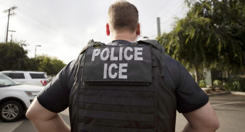 ICE agents detain mother in Pasadena in front of children without showing a warrant