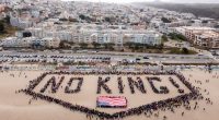 People forming message "No King!", aerial shot