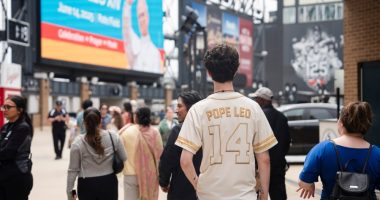 In White Sox stadium broadcast, Pope Leo XIV sends message of hope to Chicago and the US
