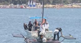 Man attempts to be first to sail on catamaran from San Diego to Hawaii