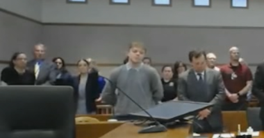 Man sentenced to life without parole after deadly rock throwing spree