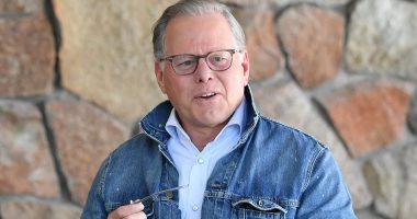 Mutiny at CNN's parent company as fat cat CEO who tore up network is shunned by shareholders