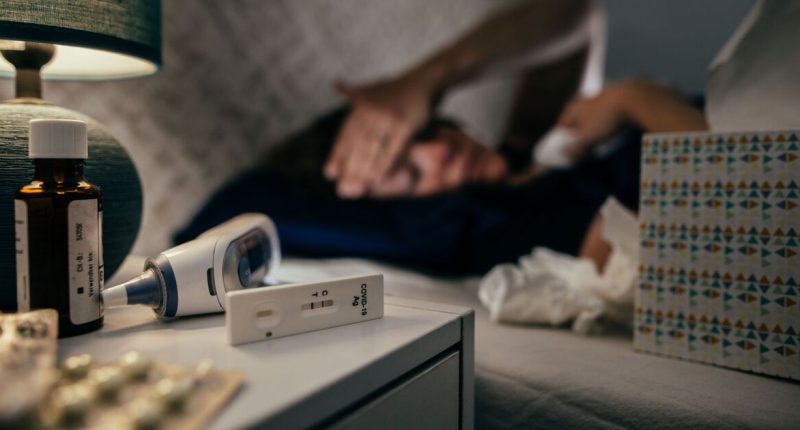 New Covid variant spreading as doctors issue alert and symptoms to look for