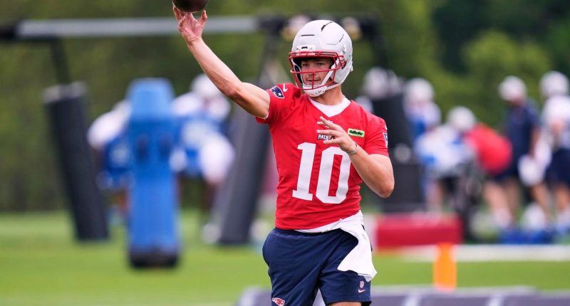 Patriots Quarterback Drake Maye Developing Into Second-Year Leader