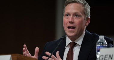 Right to Repair? Army secretary pushes for access to tools, parts