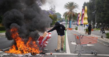 Some observers fault Feds for chaos in LA County