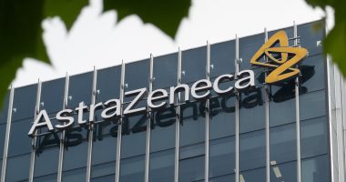 Top medics issue urgent warning over heart drug taken by millions - as makers AstraZeneca are accused of 'misreporting' safety data