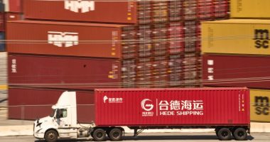 Trump admin pushes for final trade offers as tariff pause nears end