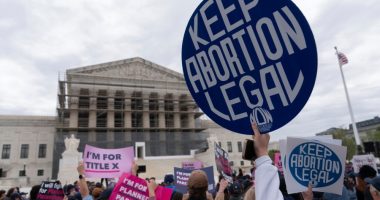 Trump administration rescinds emergency abortion guidance 
