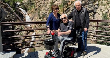 Twin veterans celebrate 95 years with bucket list item